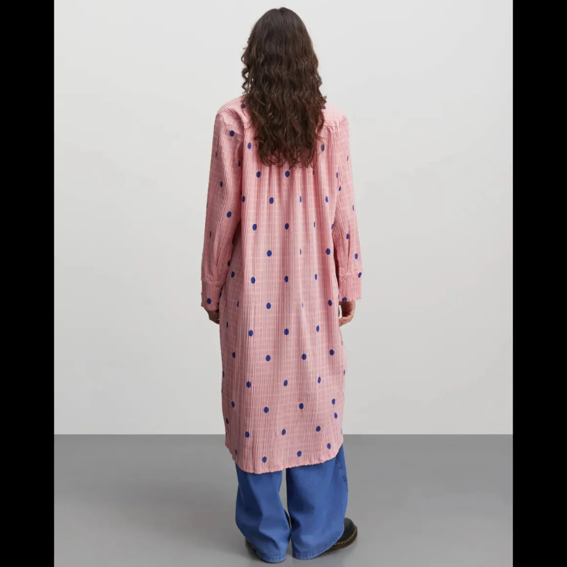 mads_nrgaard_crinckle_pop_3-1.webp Mads Nørgaard Crinckle Pop Eva Dress
