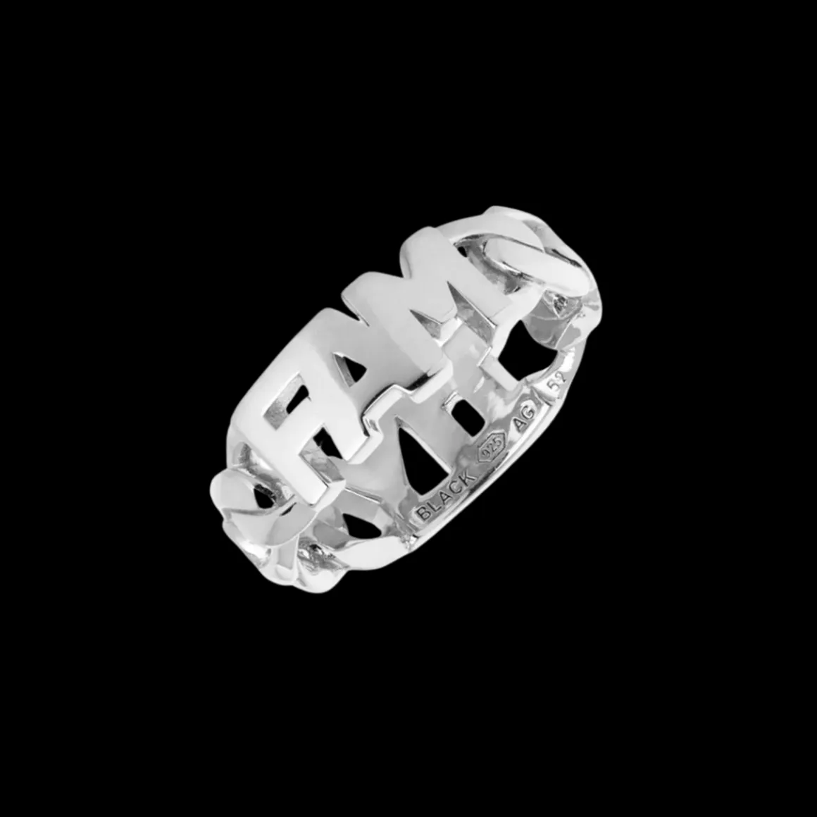 Maria Black Family Ring | Klassiker til din smykkesamling | Prinsesse2ben |