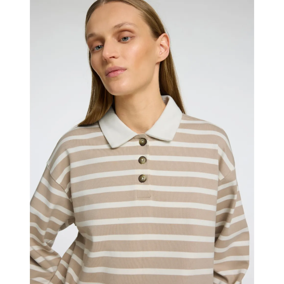 selected_femme_wada_ls_st_5.webp Selected Femme Wada LS Stripe Collar Top