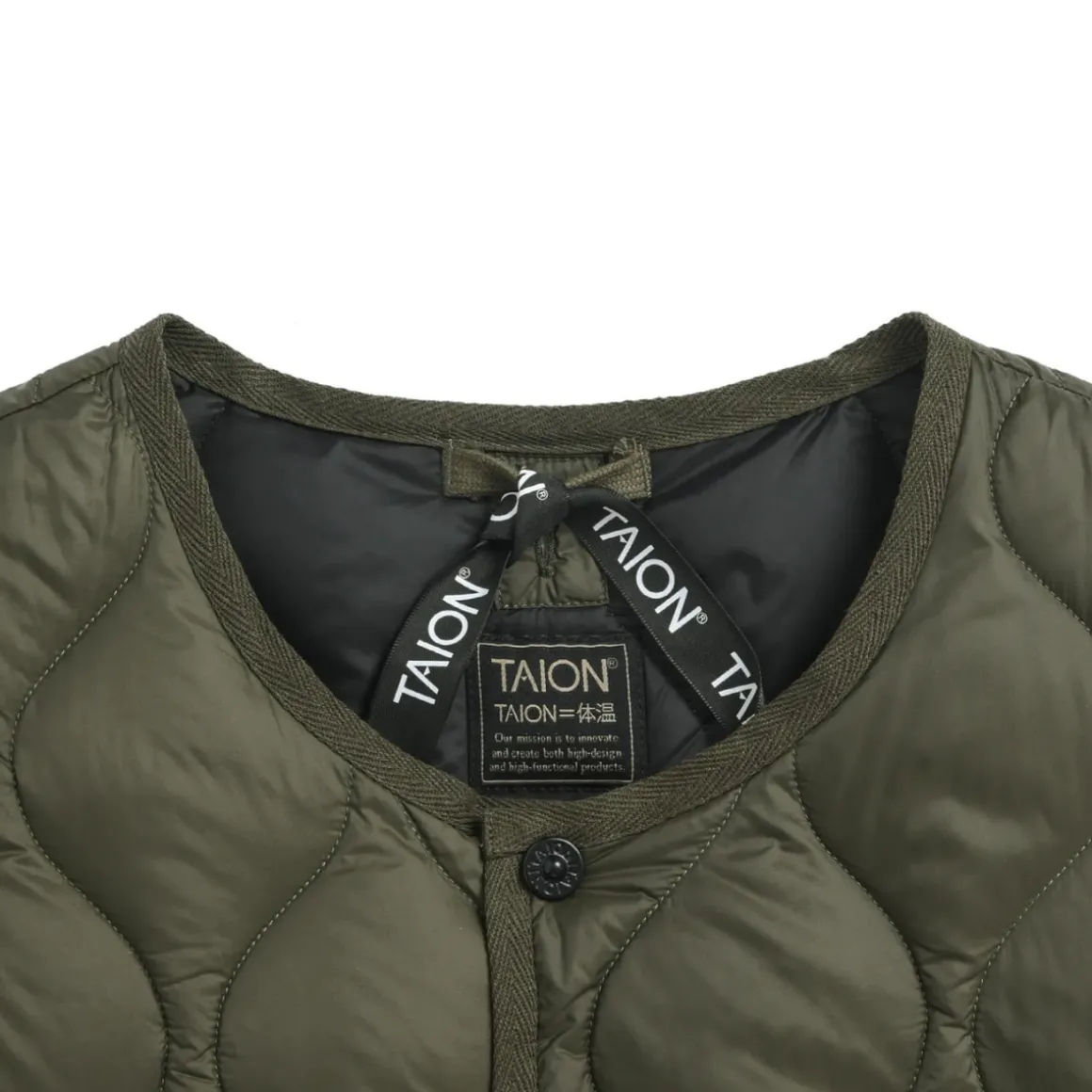 taion_military_crew_neck__4.webp Taion Military Crew Neck Down Jacket